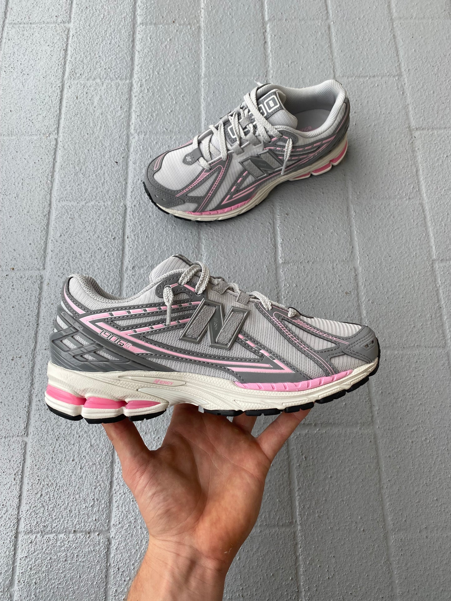 New balance “Grey Pink”