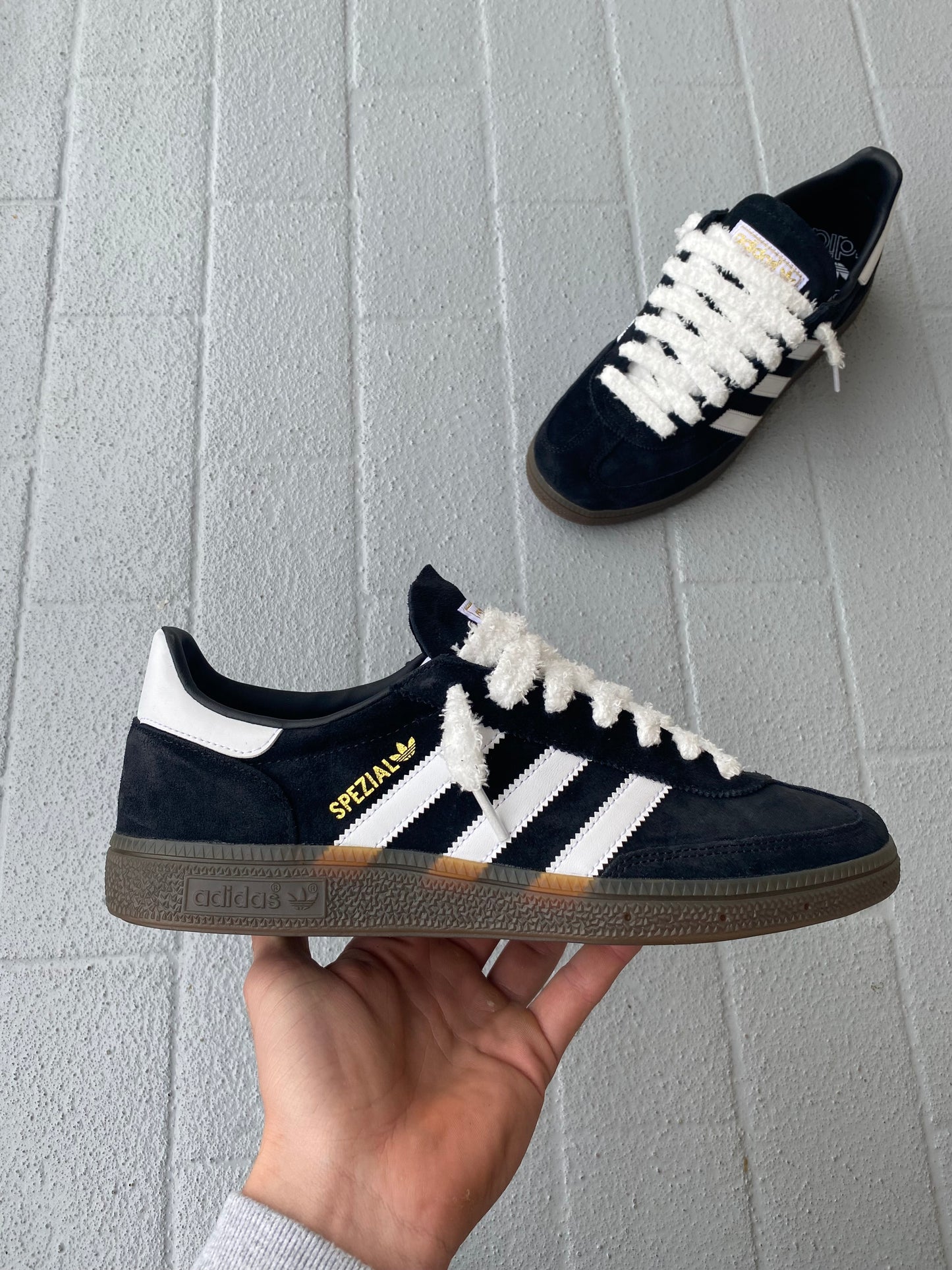 Adidas special “panda’s”