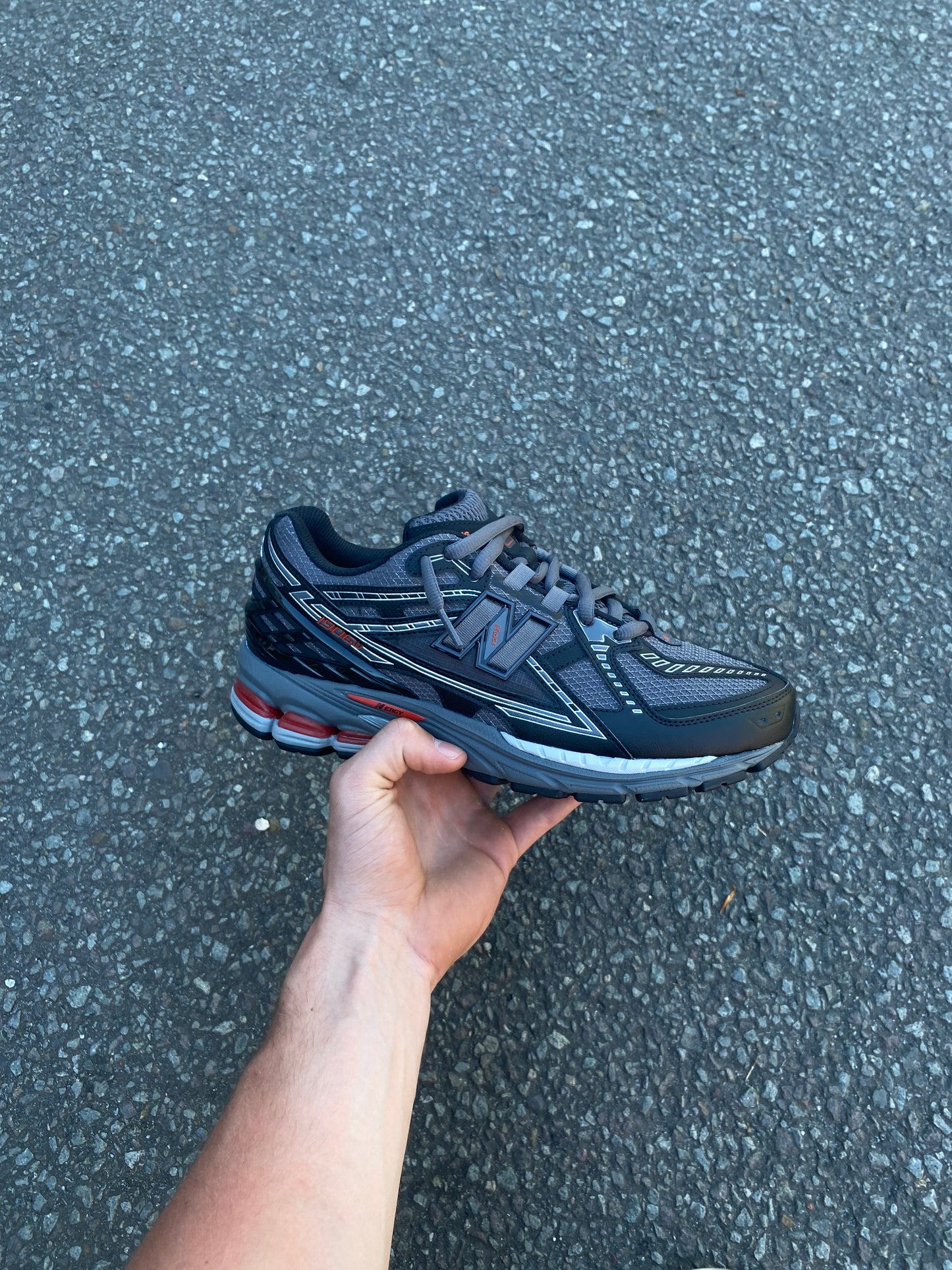 New balance “Black flame"