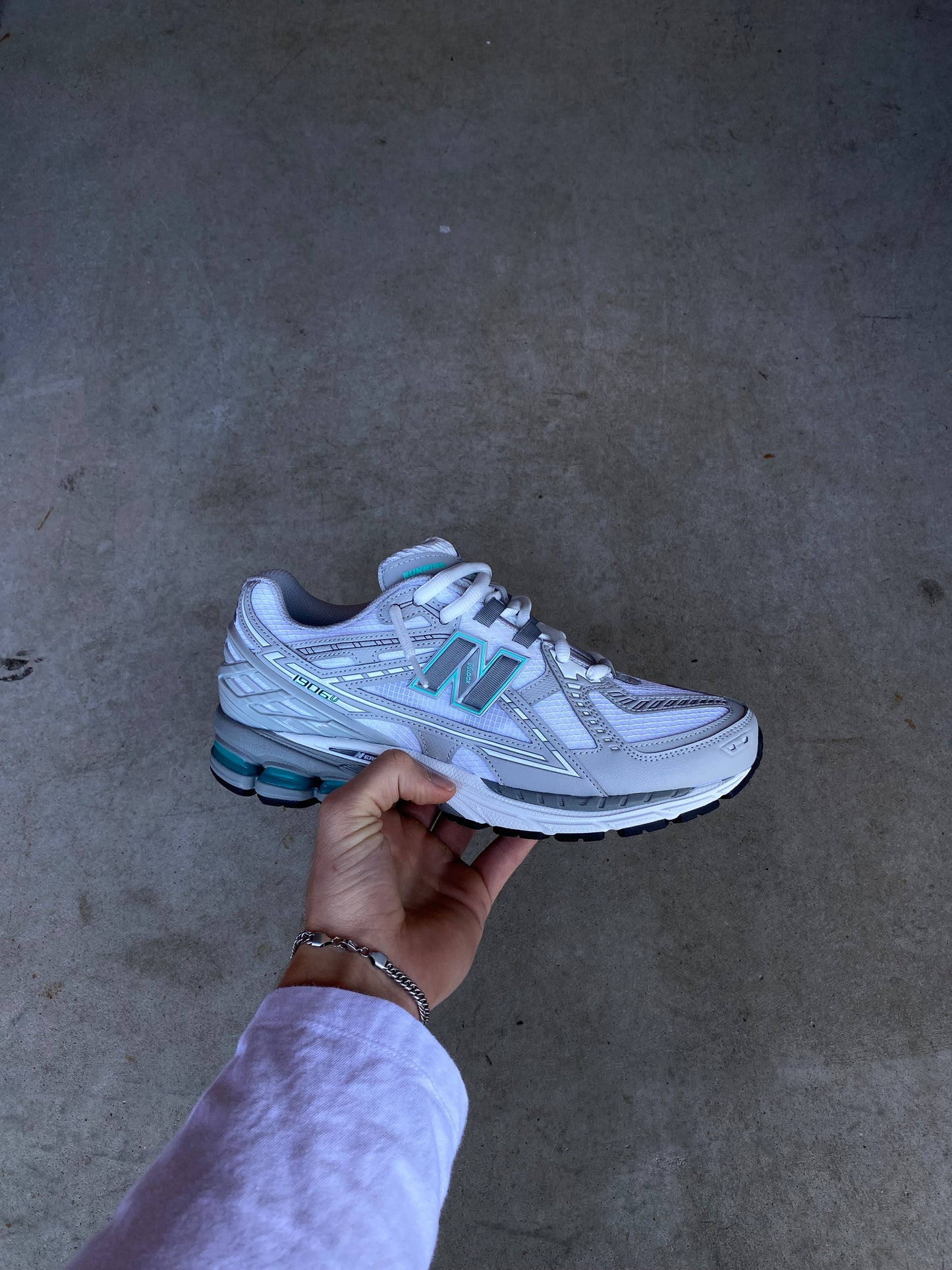 New balance “White Light Grey"
