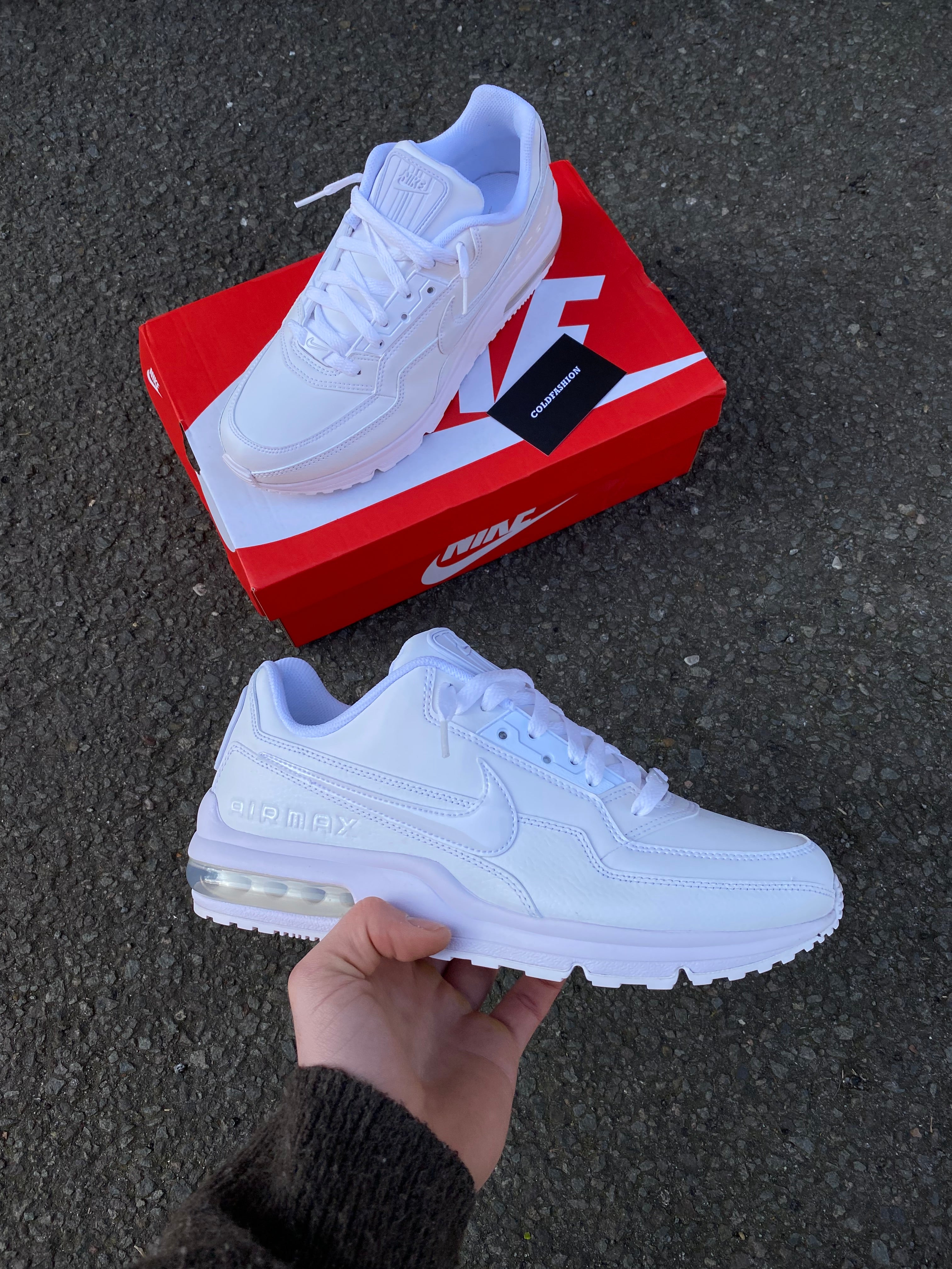Nike Air Max white Blancs COLDFASHION nike-air-max-white-blancs-coldfashion