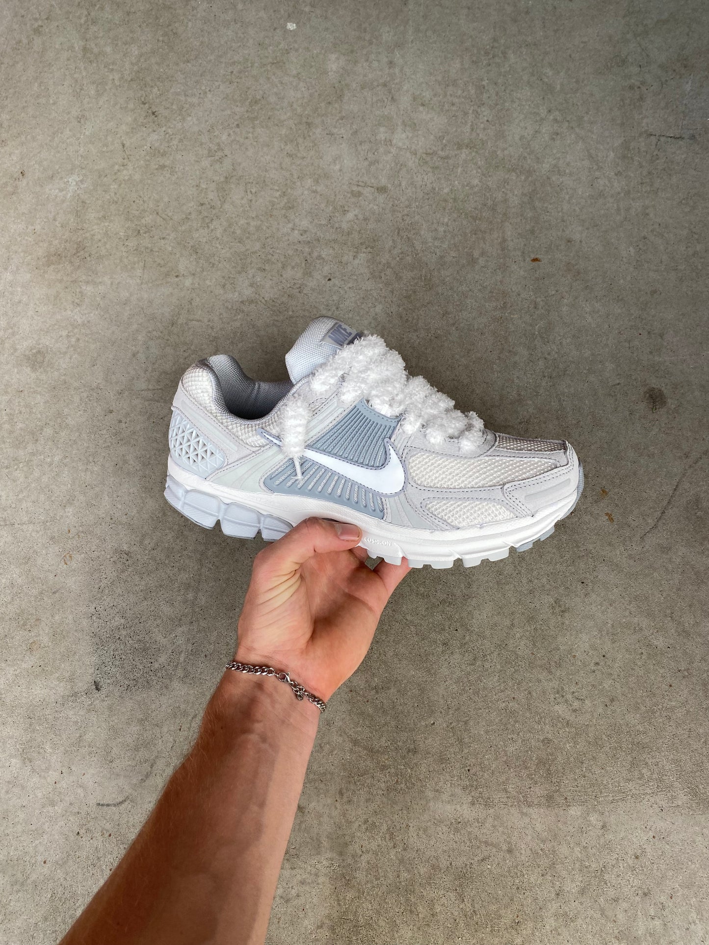 Nike vomero “wolf grey”
