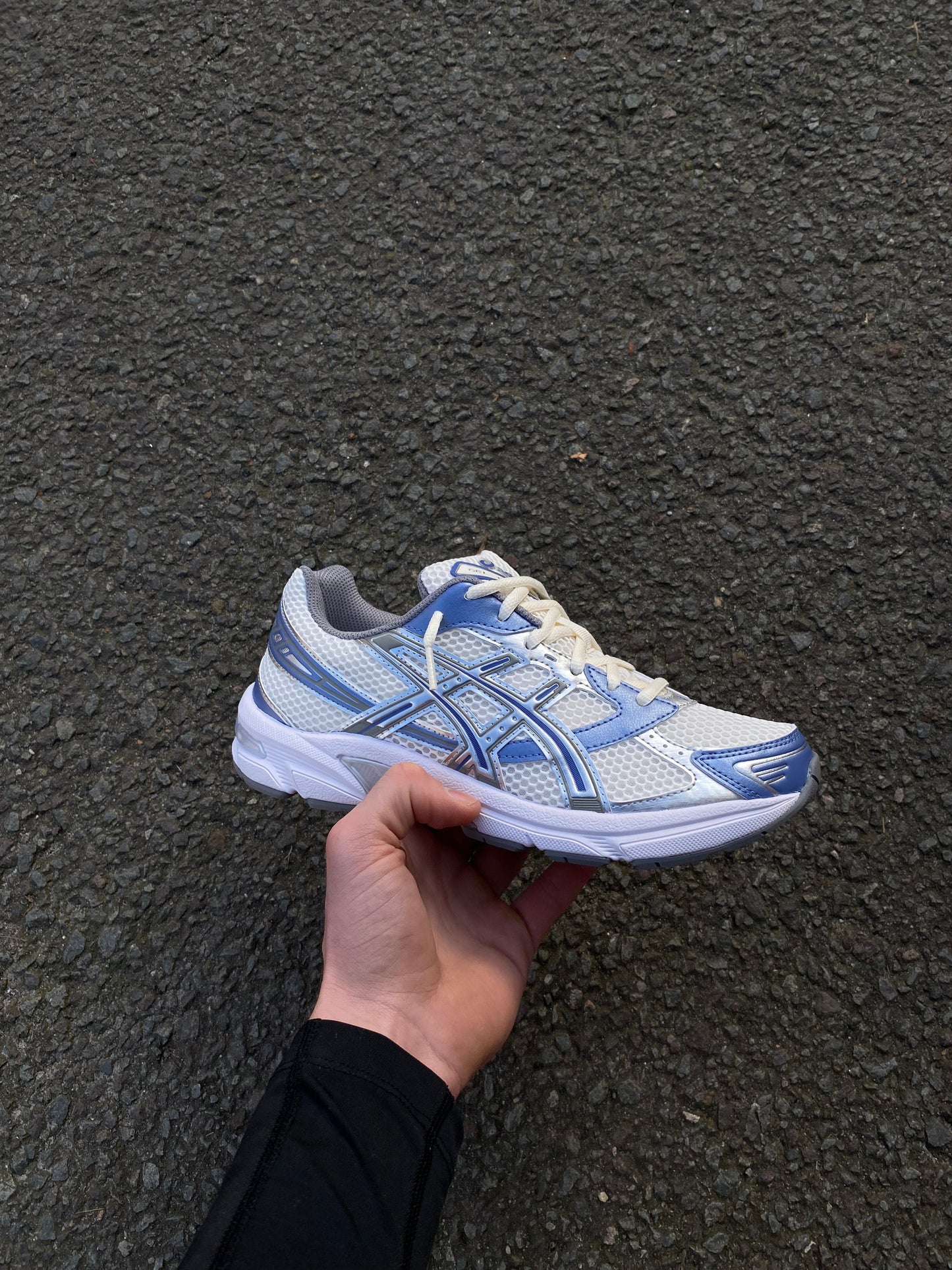 ASICS gel 1130 “sharks”