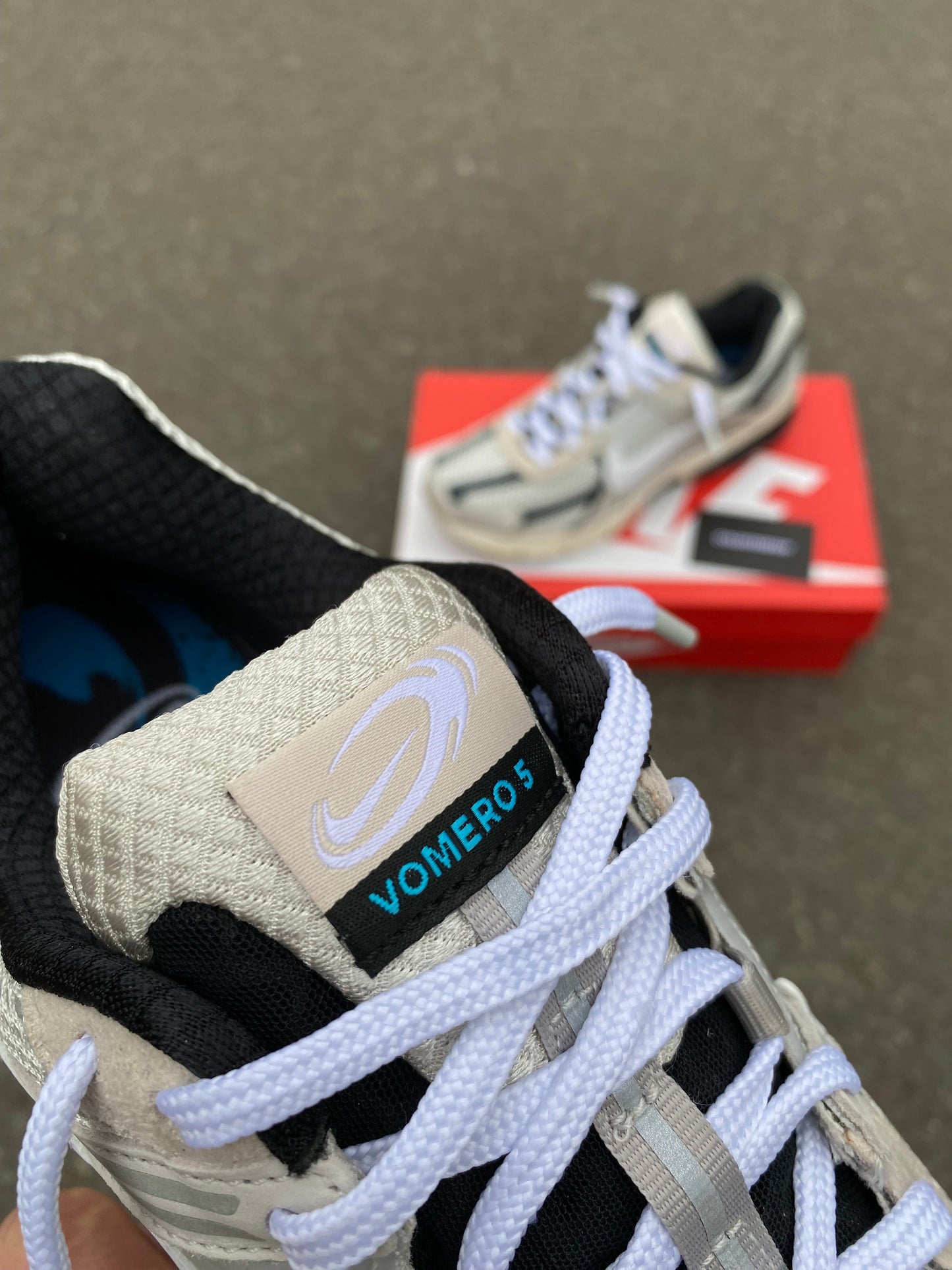 Nike vomero “supersonic”