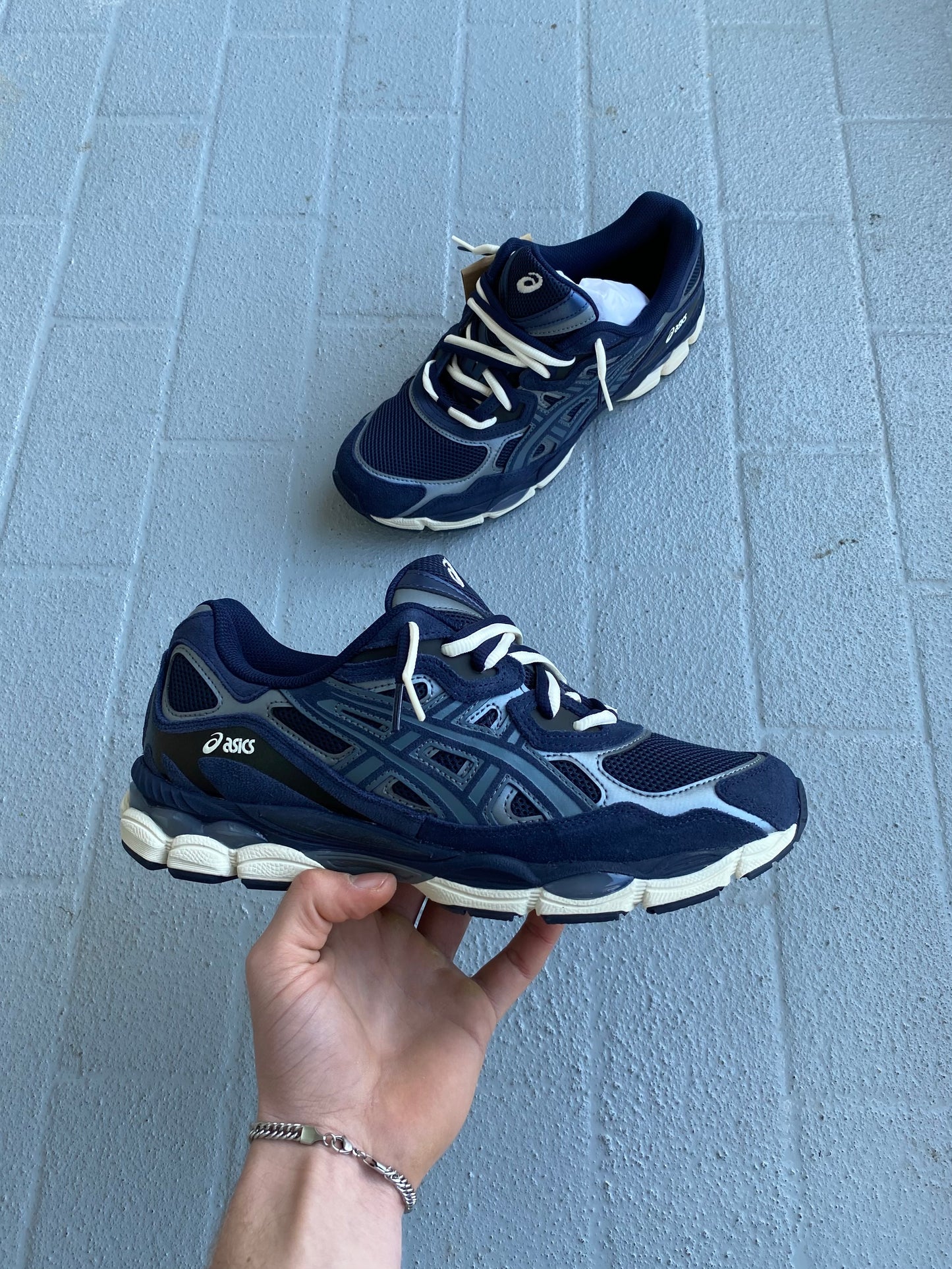 ASICS “blue lobsters”