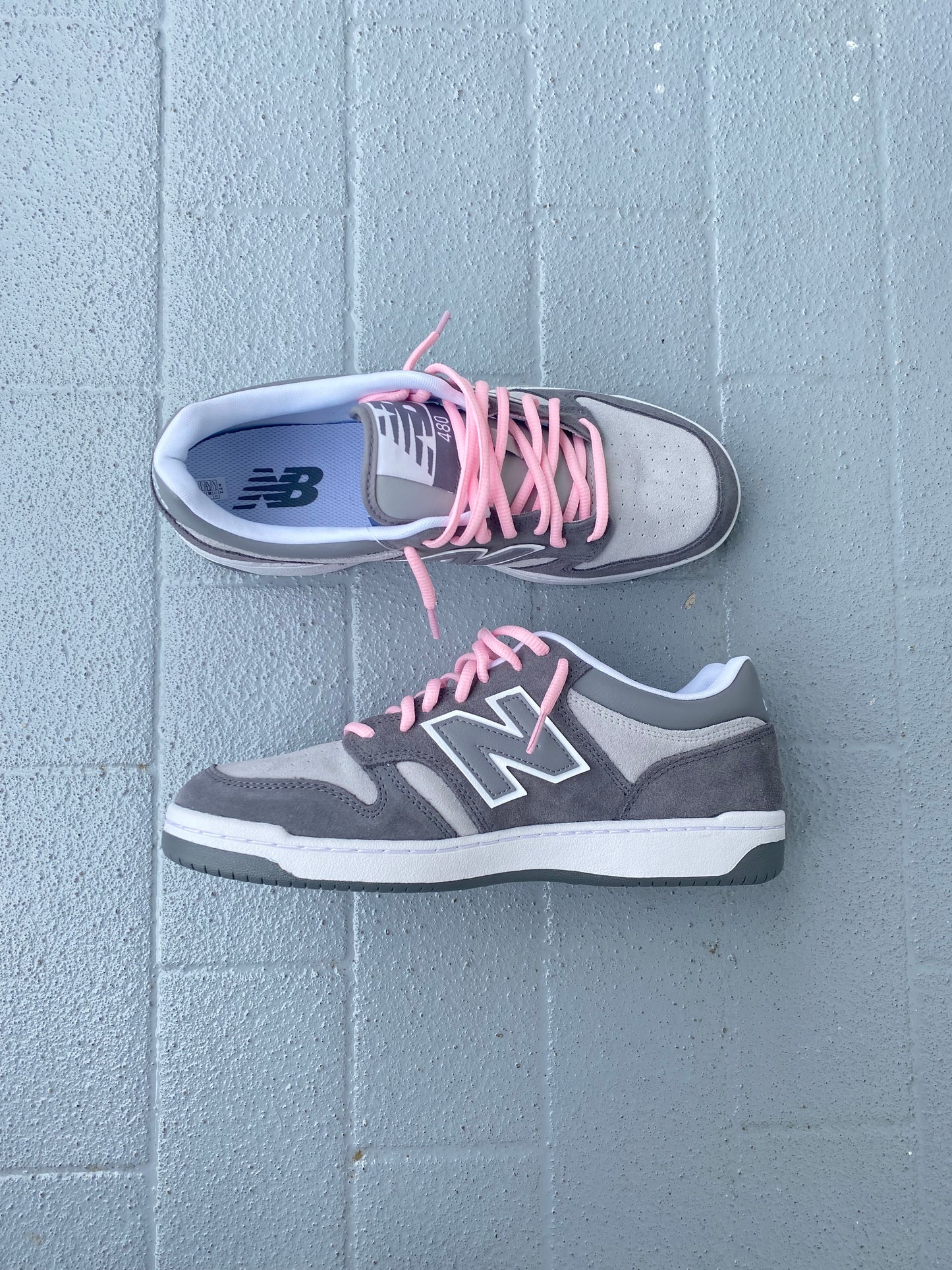 New balance “Grey” pink laced
