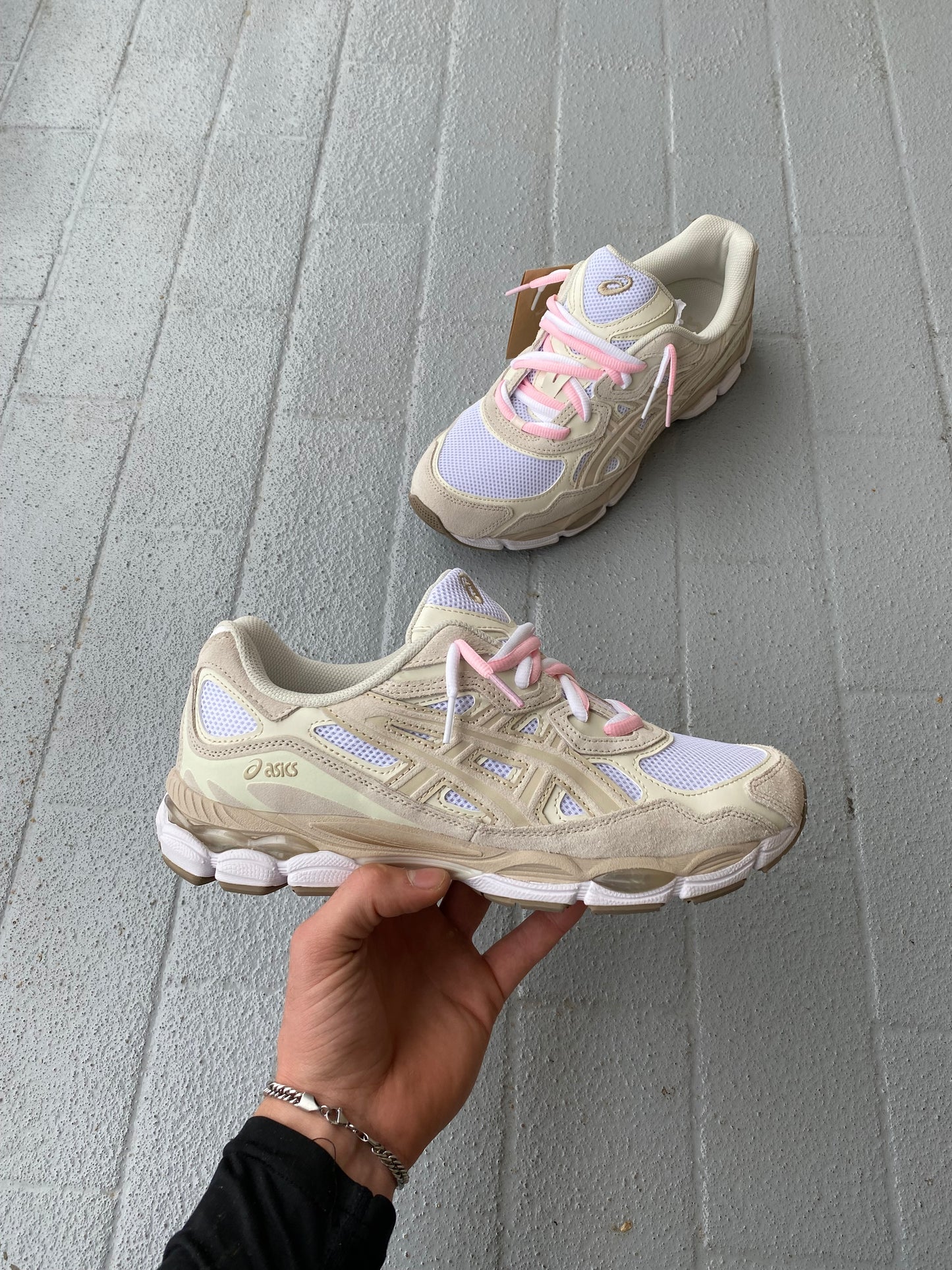 ASICS “Feather Grey”