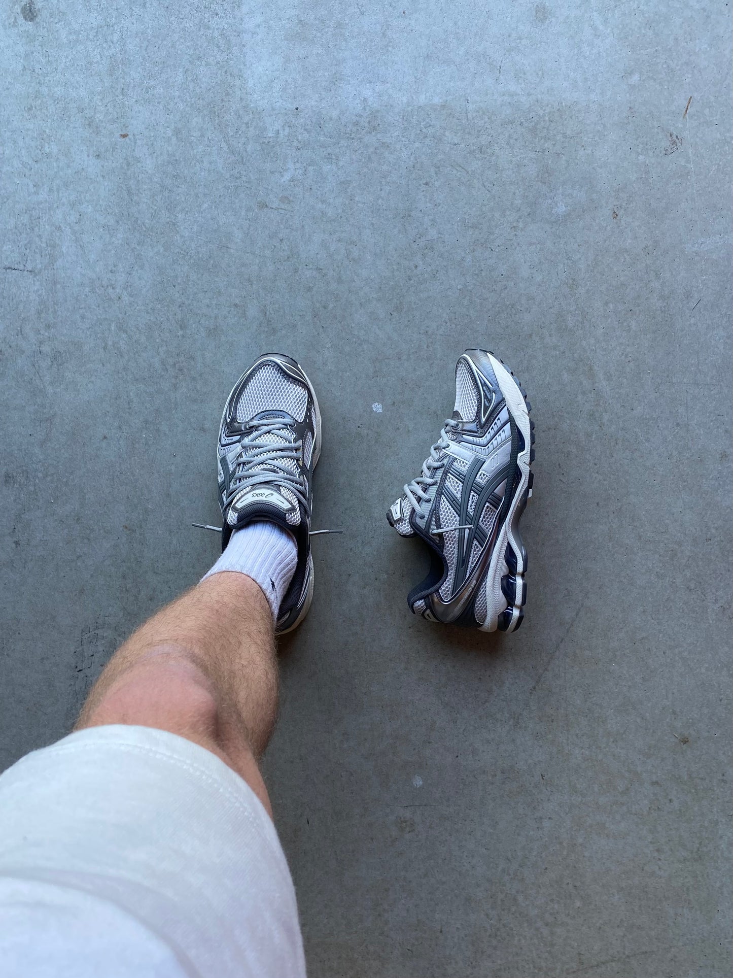 ASICS gel kayano “oyster grey”