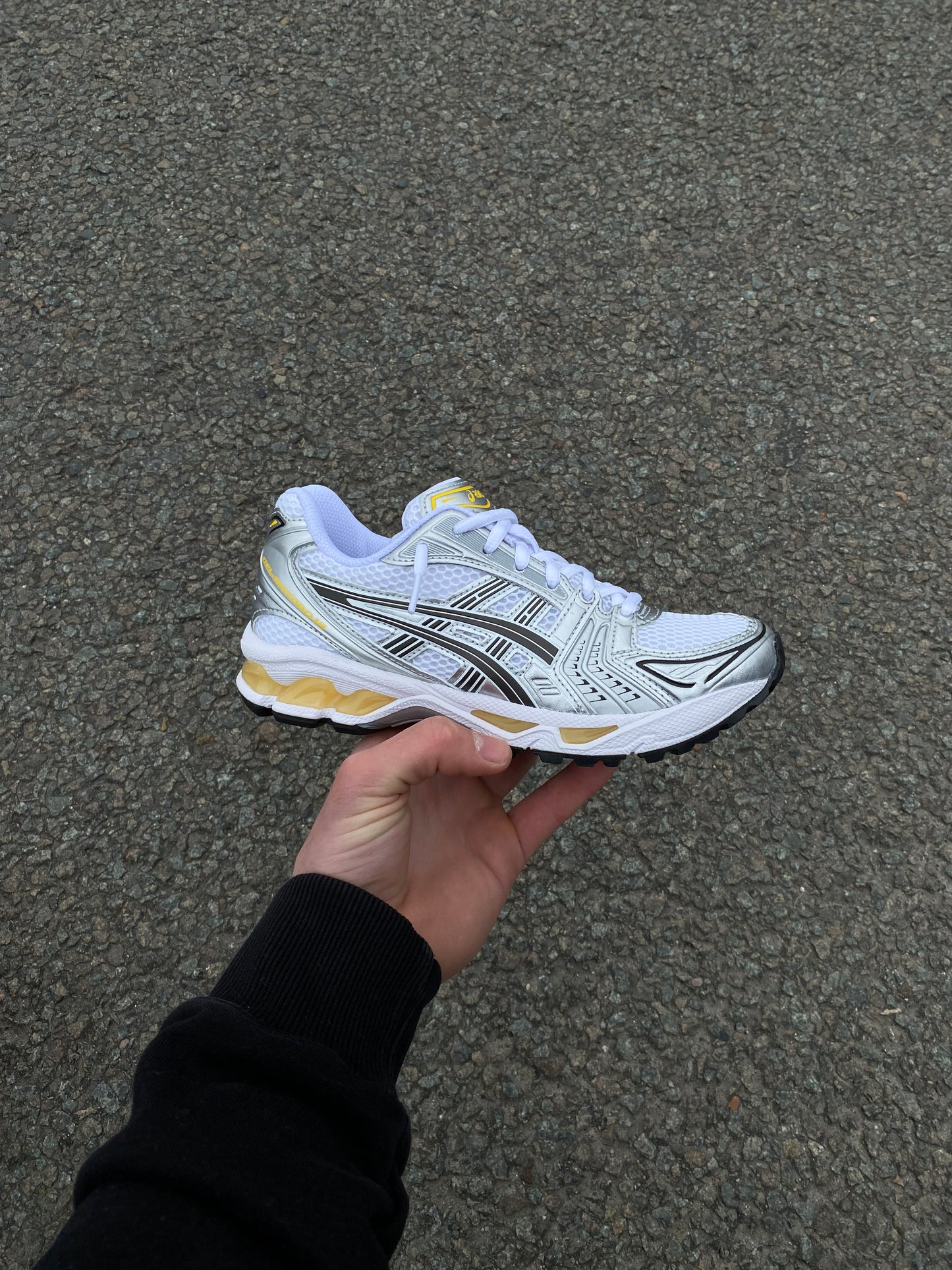 ASICS gel kayano “tai-chi yellow”