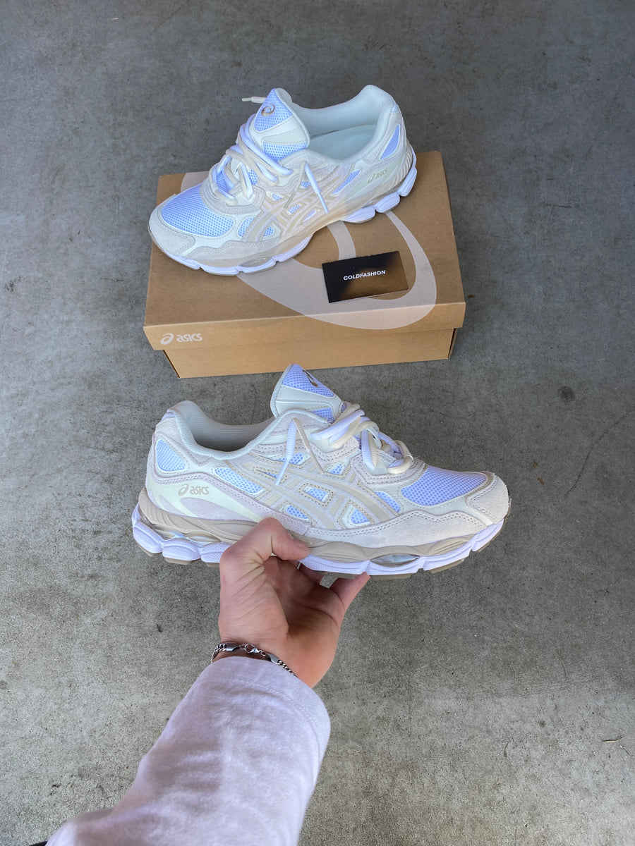 ASICS “Feather Grey”