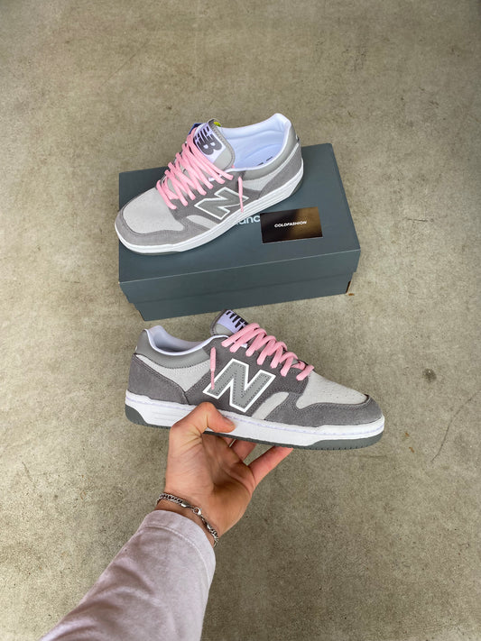 New balance “Grey” pink laced