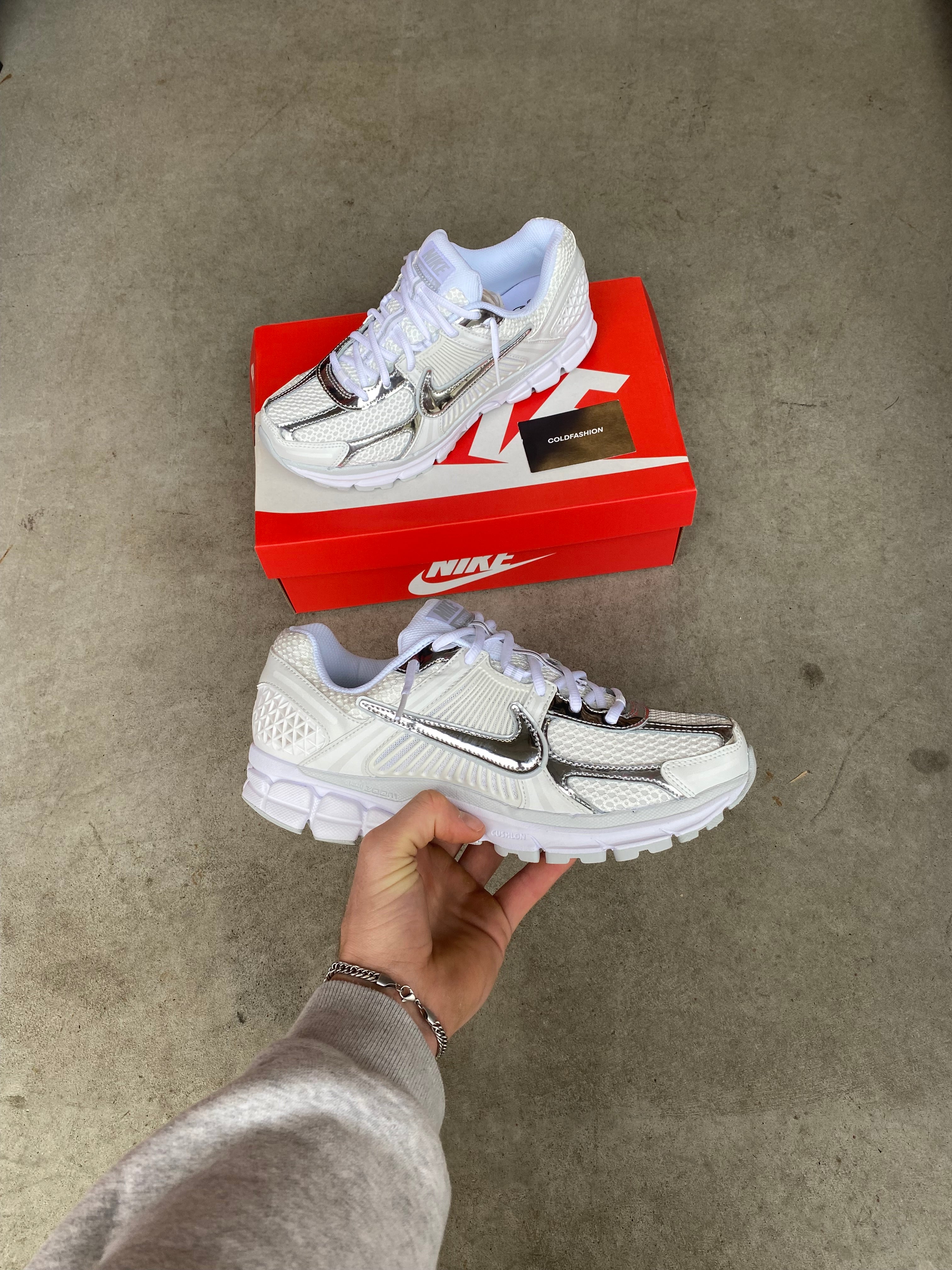 Nike vomero “Chrome Toe” – COLDFASHION