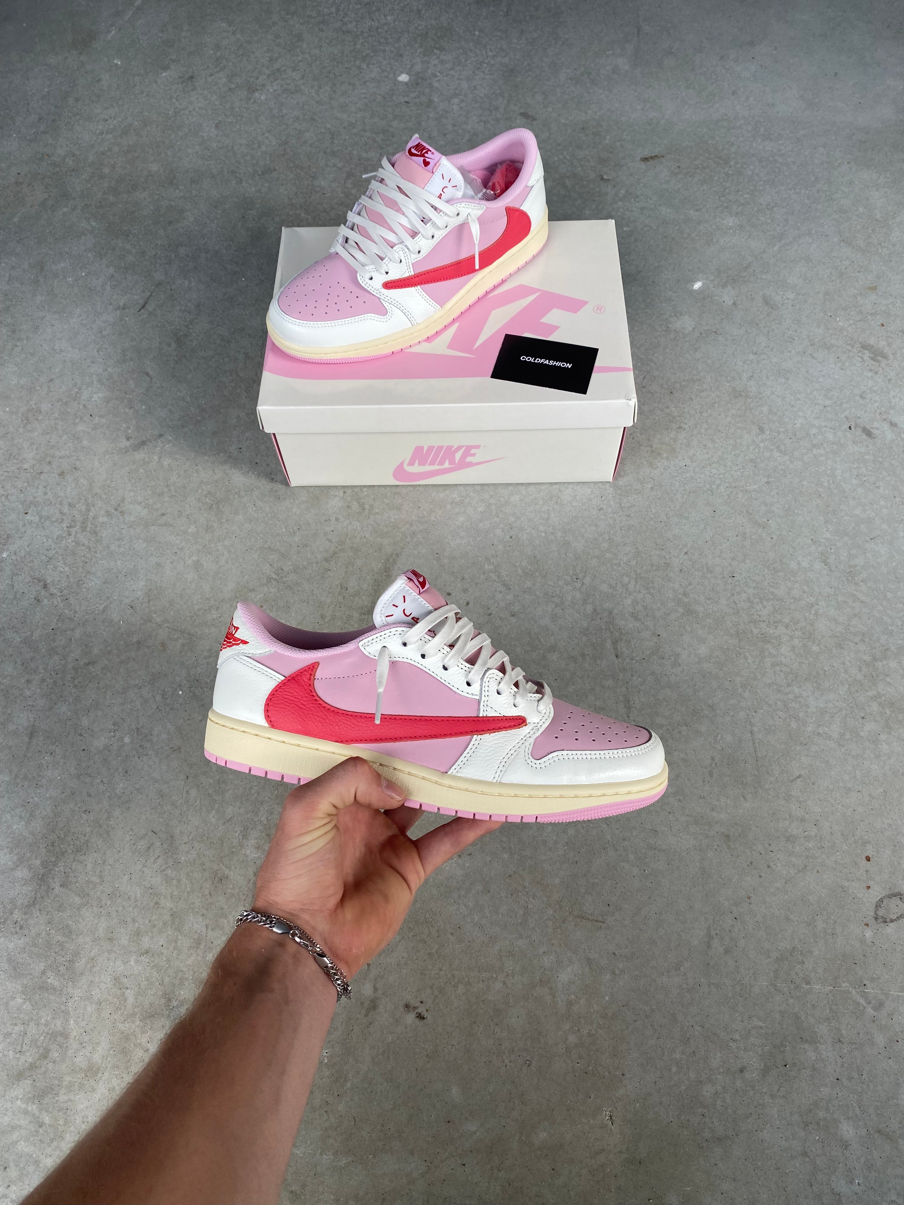 Travis Scott x Air Jordan 1 Low OG SP 'Sail Tropical Pink