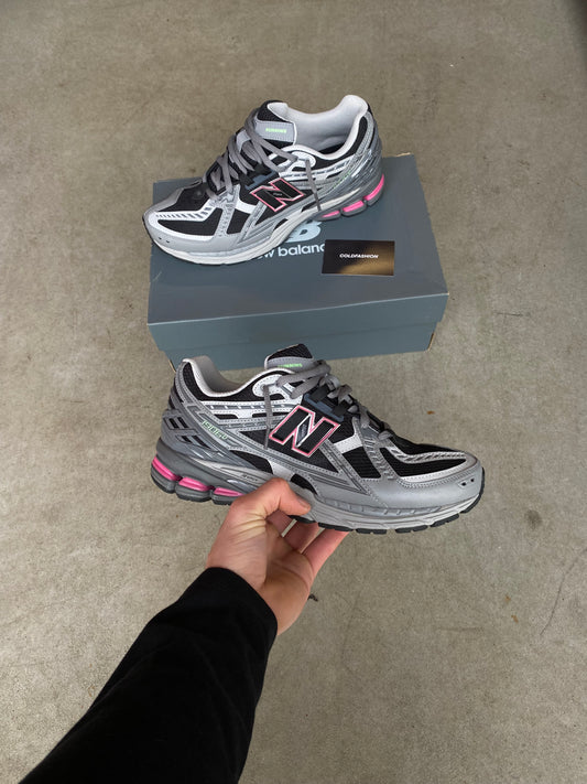 New Balance ‘Black Silver’