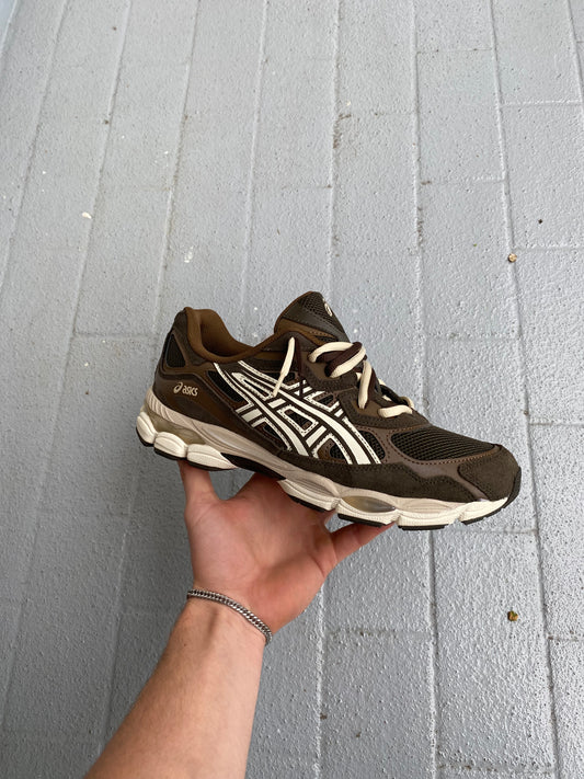 ASICS “hazelnuts”