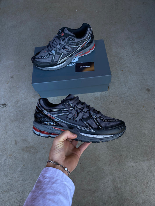 New balance “Black grey red"