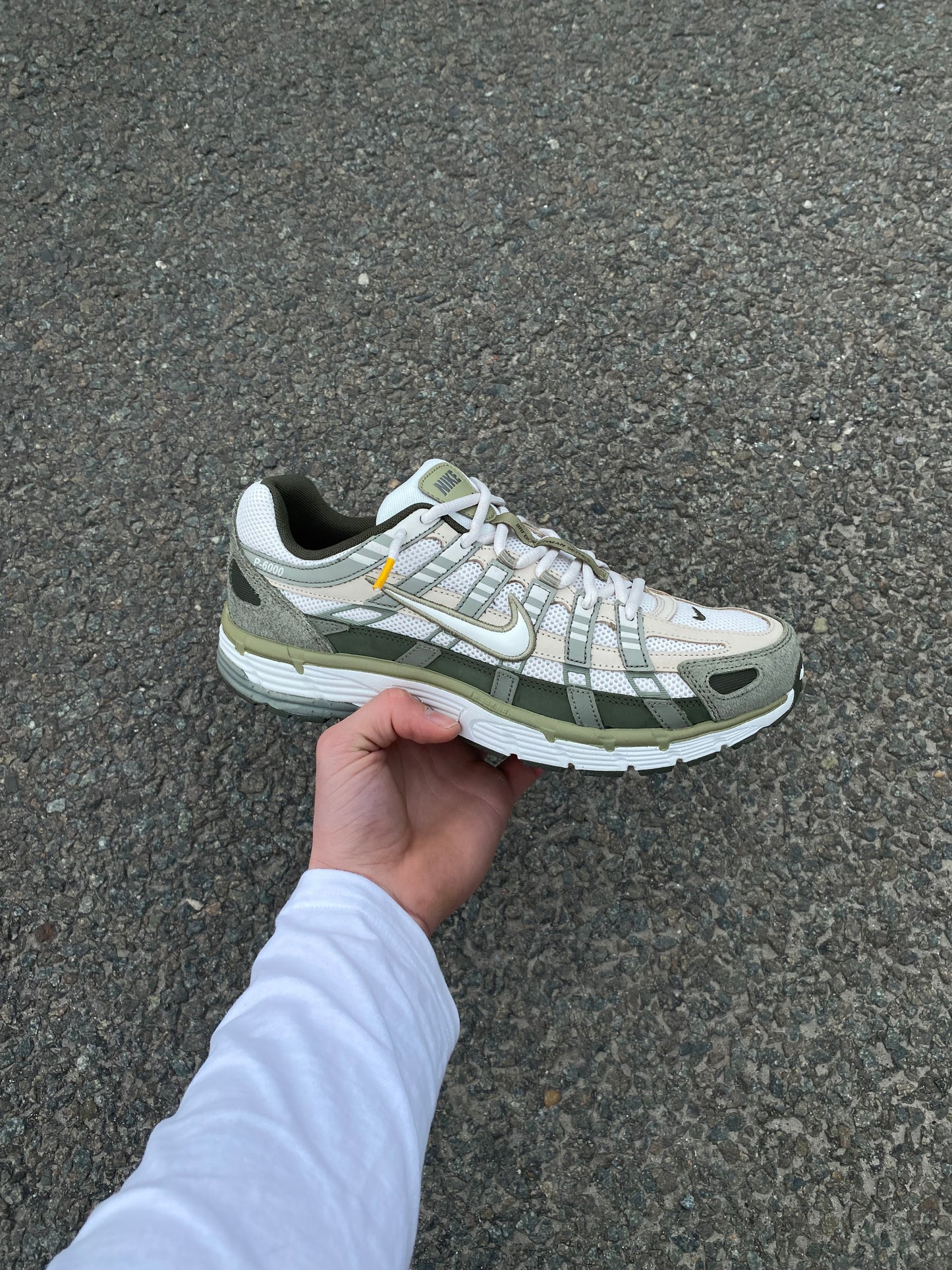 Nike P-6000 “cargo khaki”