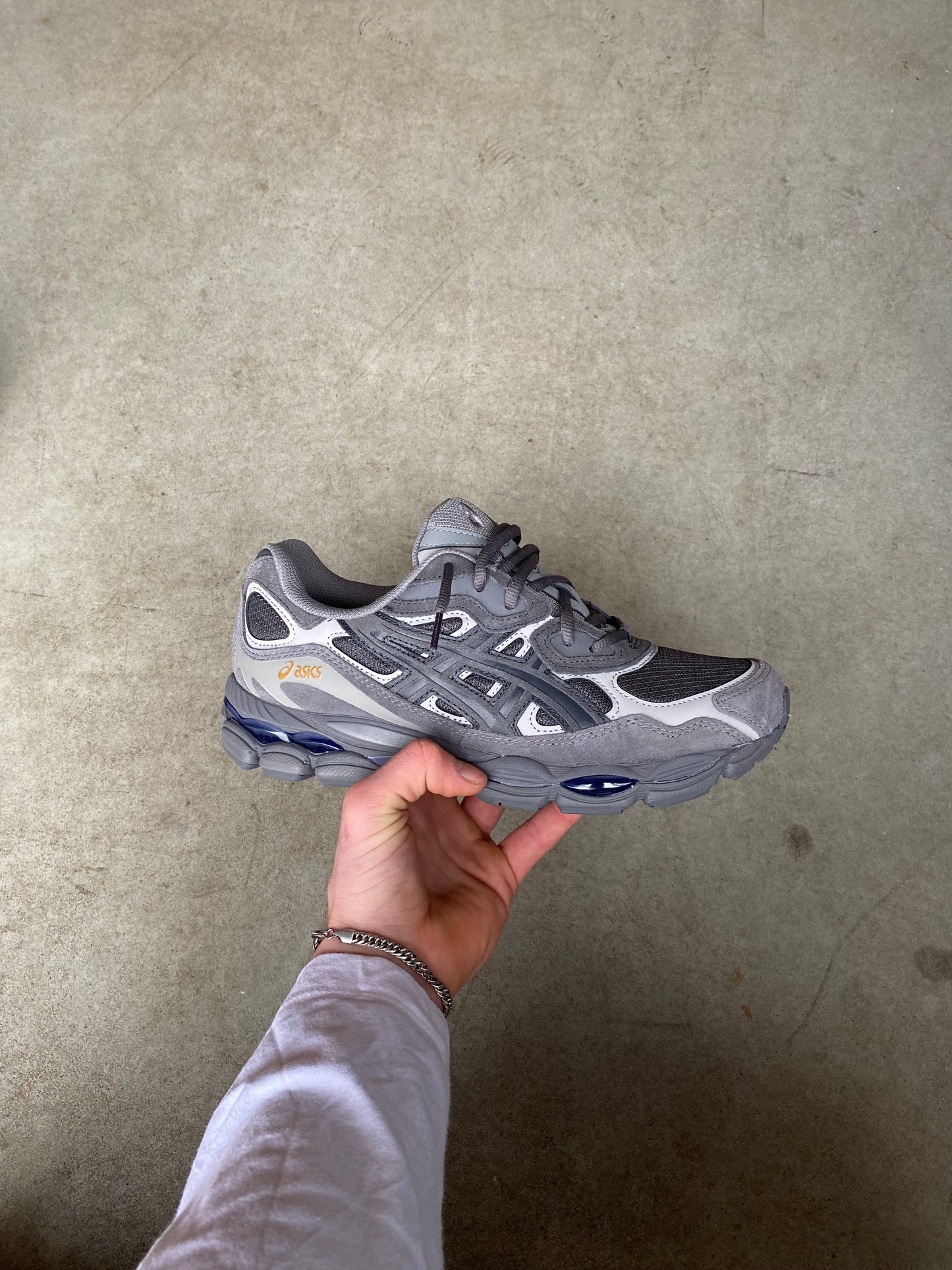 ASICS “Obsidian Grey”