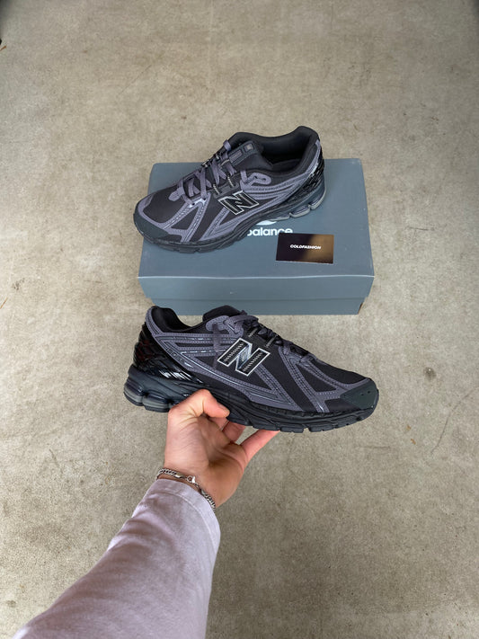 New Balance "Black Phantom"