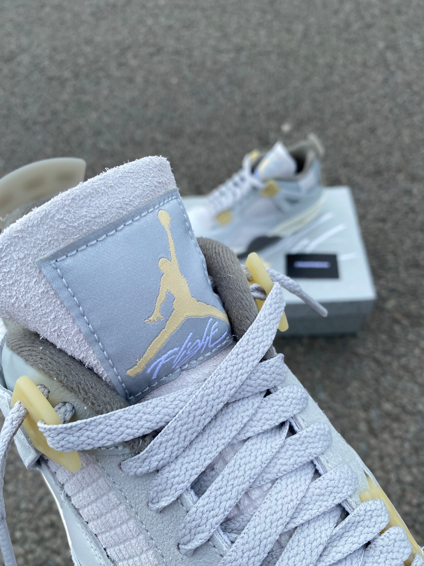 Jordan 4 “Craft photon dust”