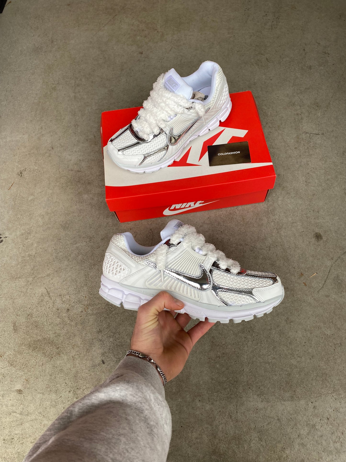 Nike vomero “clouds”