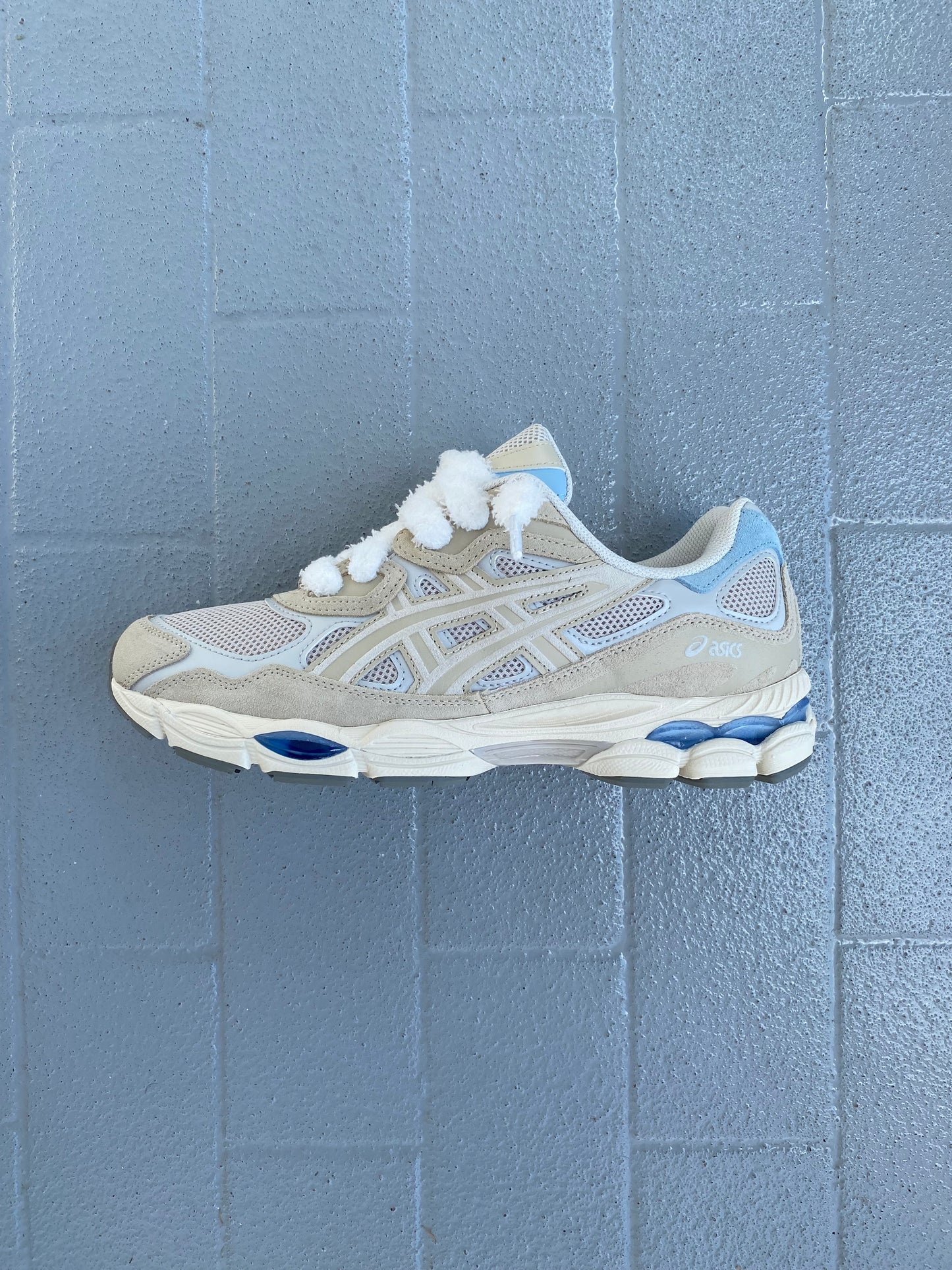 ASICS gel nyc “ice clouds”