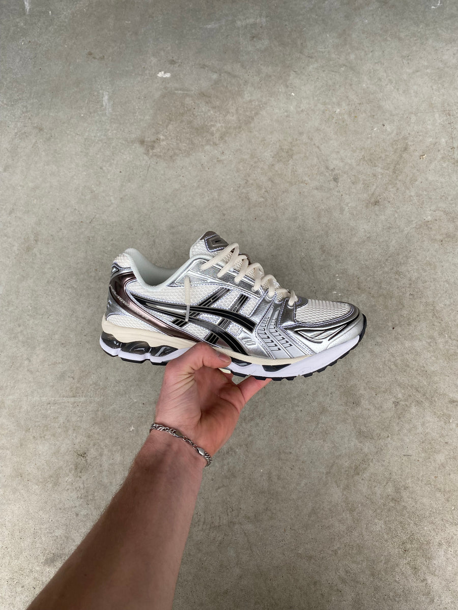 ASICS gel kayano “Black Plum”