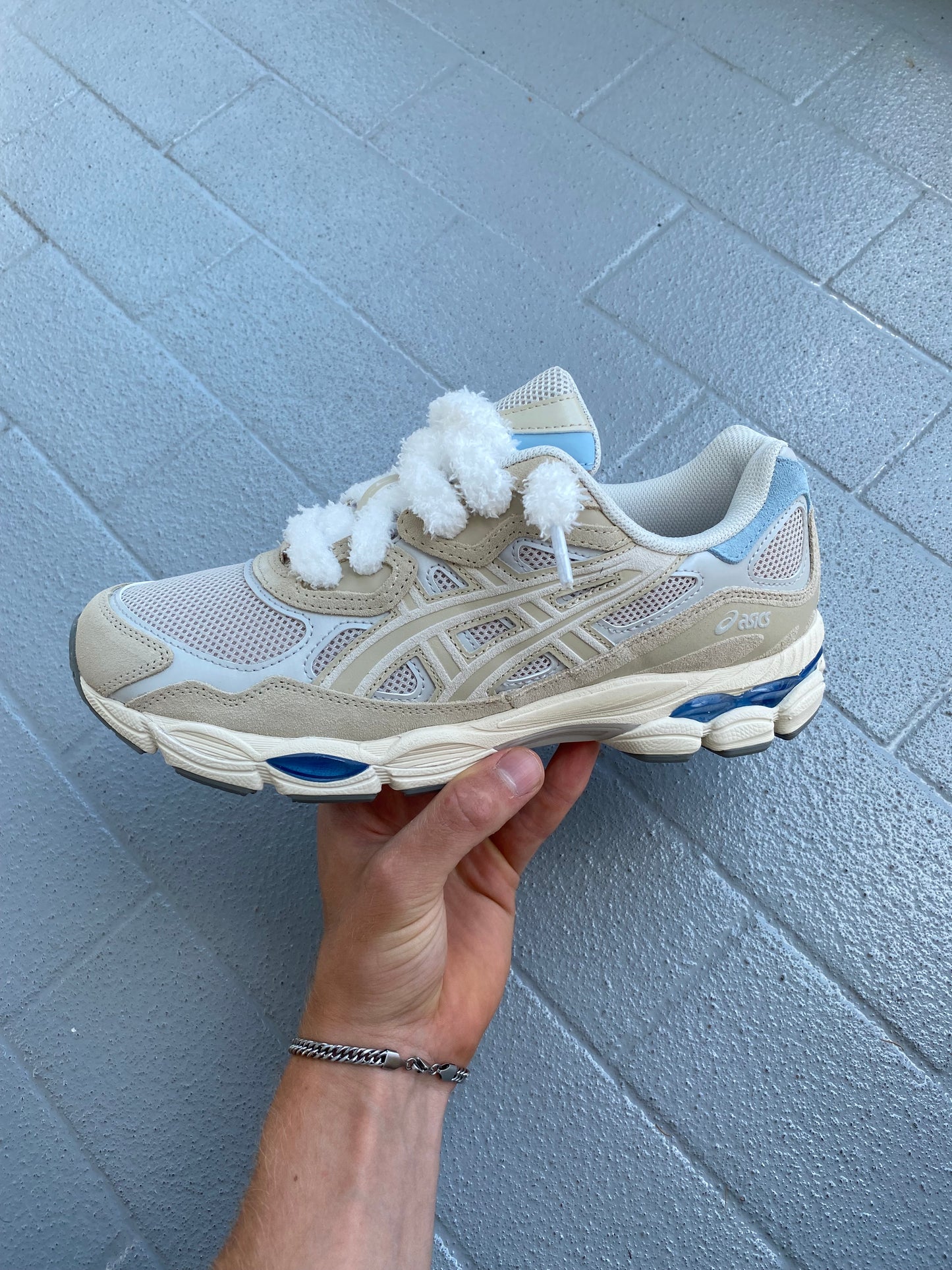 ASICS gel nyc “ice clouds”