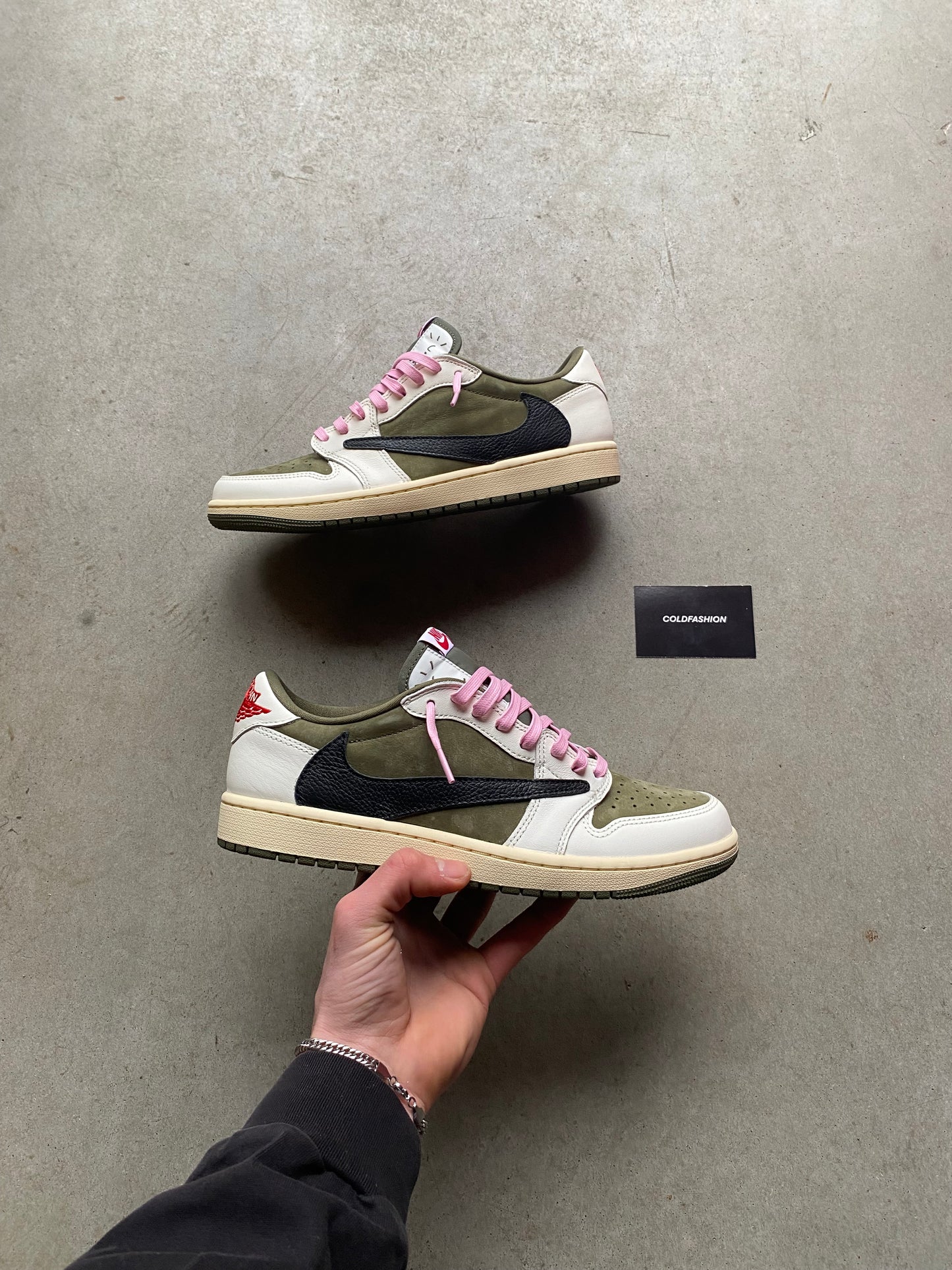 Travis Scott x Air Jordan 1 Low OG SP 'Medium Olive'