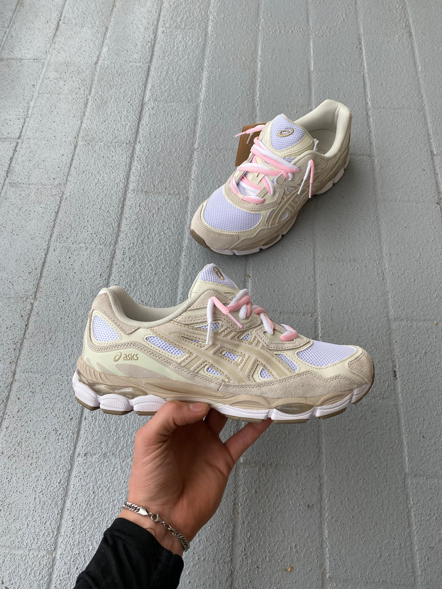 ASICS “Feather Grey”