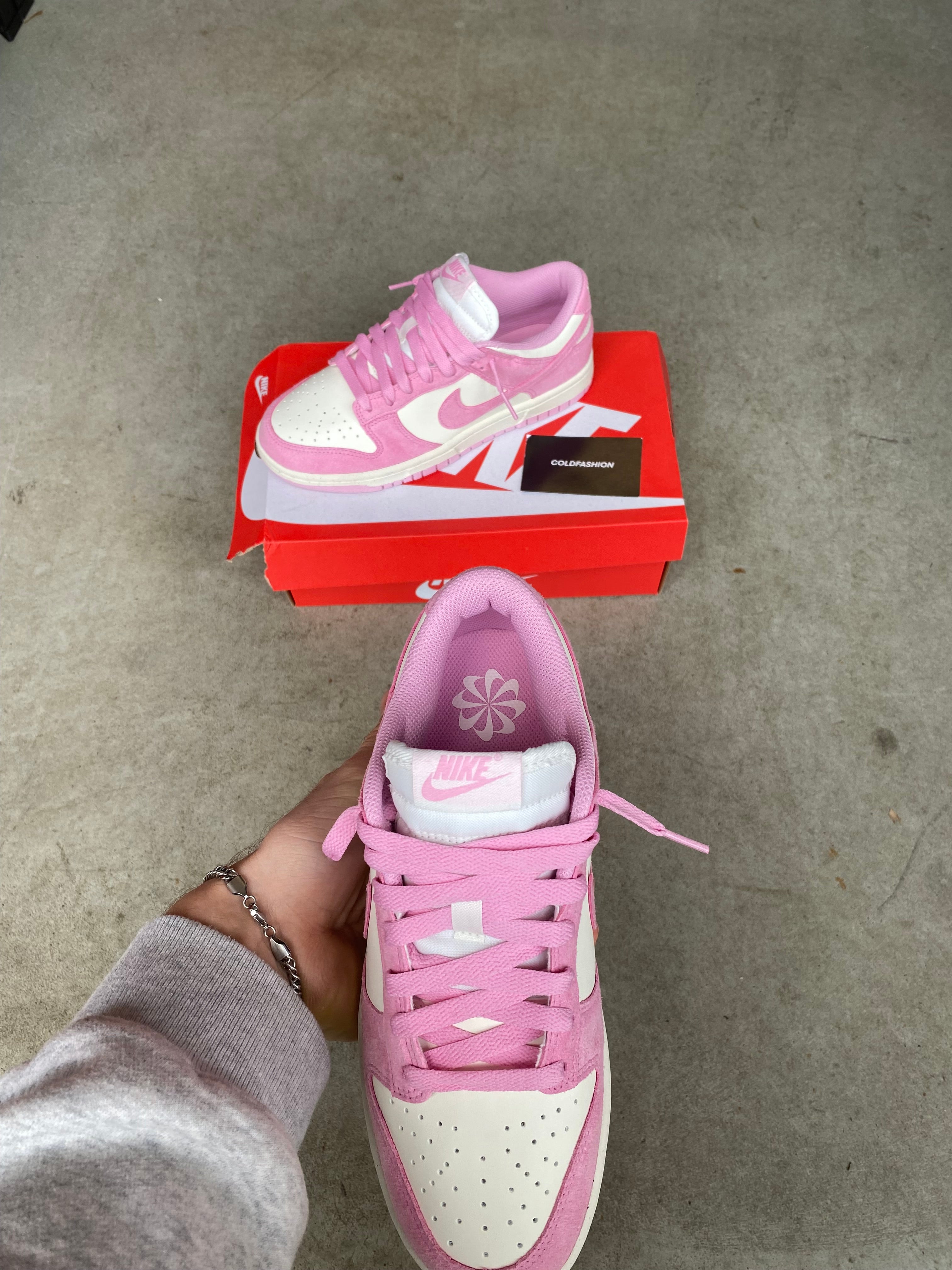 nike rose pink sneakers