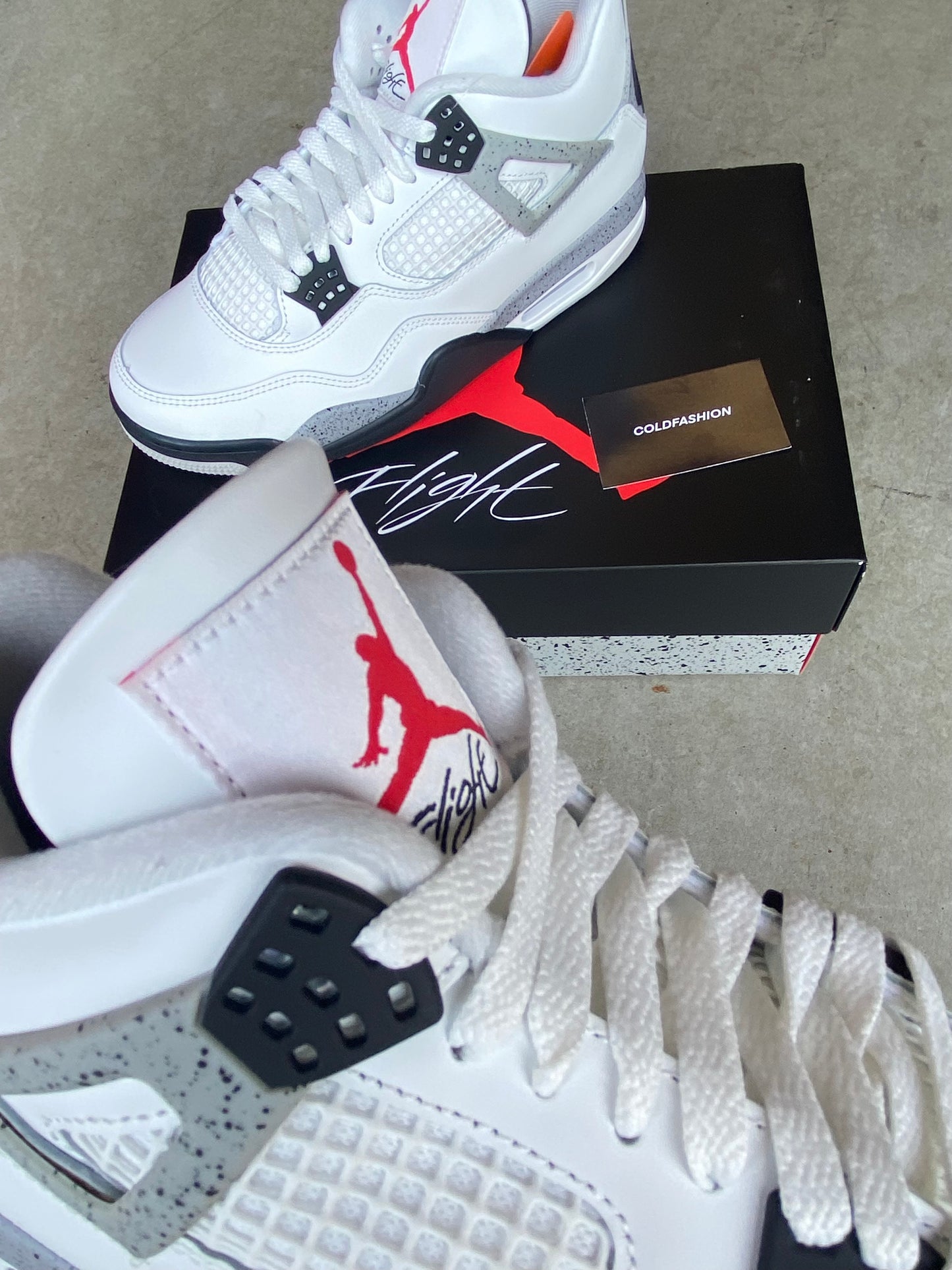 Jordan 4 “white cement”