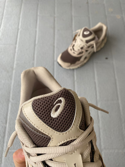 ASICS “brown bears”