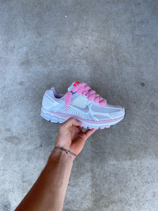 Nike vomero “white pink”