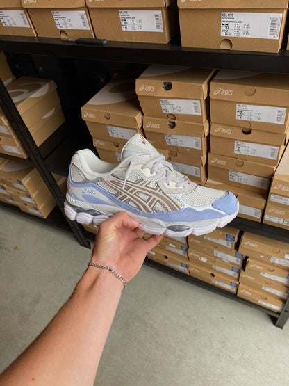 ASICS “cream cloud grey”