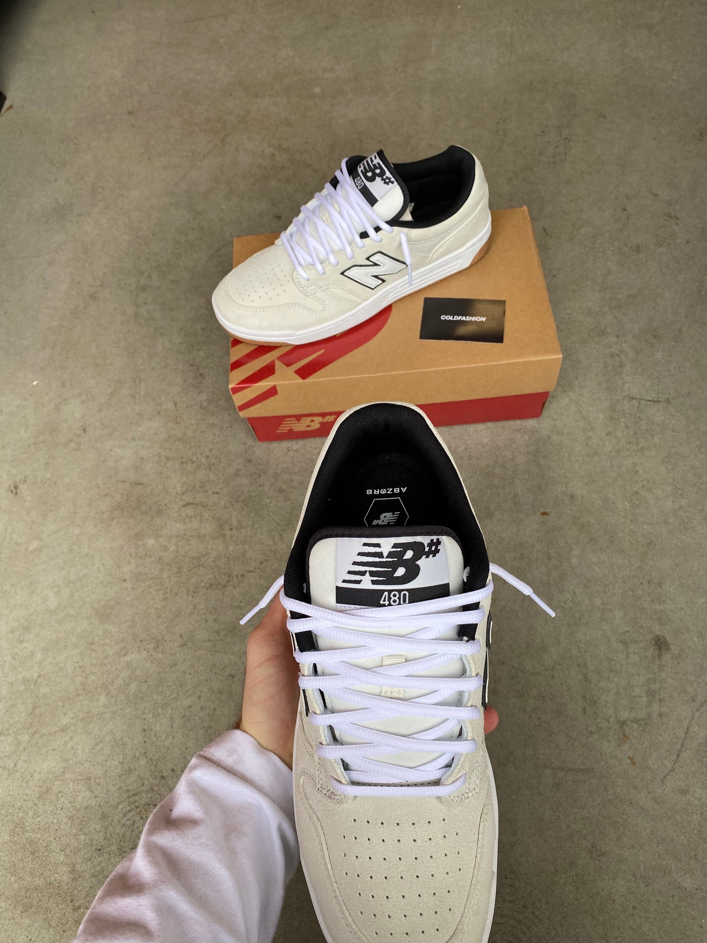 New balance “White”