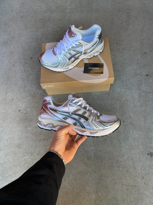 ASICS gel kayano “graphite grey”