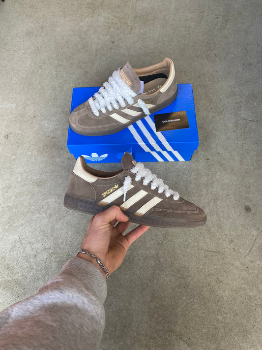 Adidas special “Wonder White”