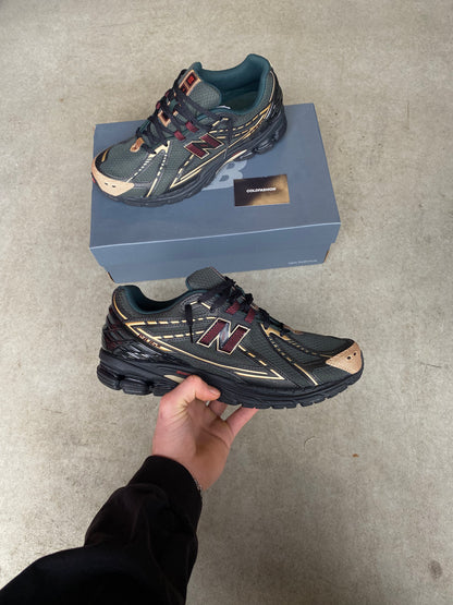 New Balance "Kith Black"