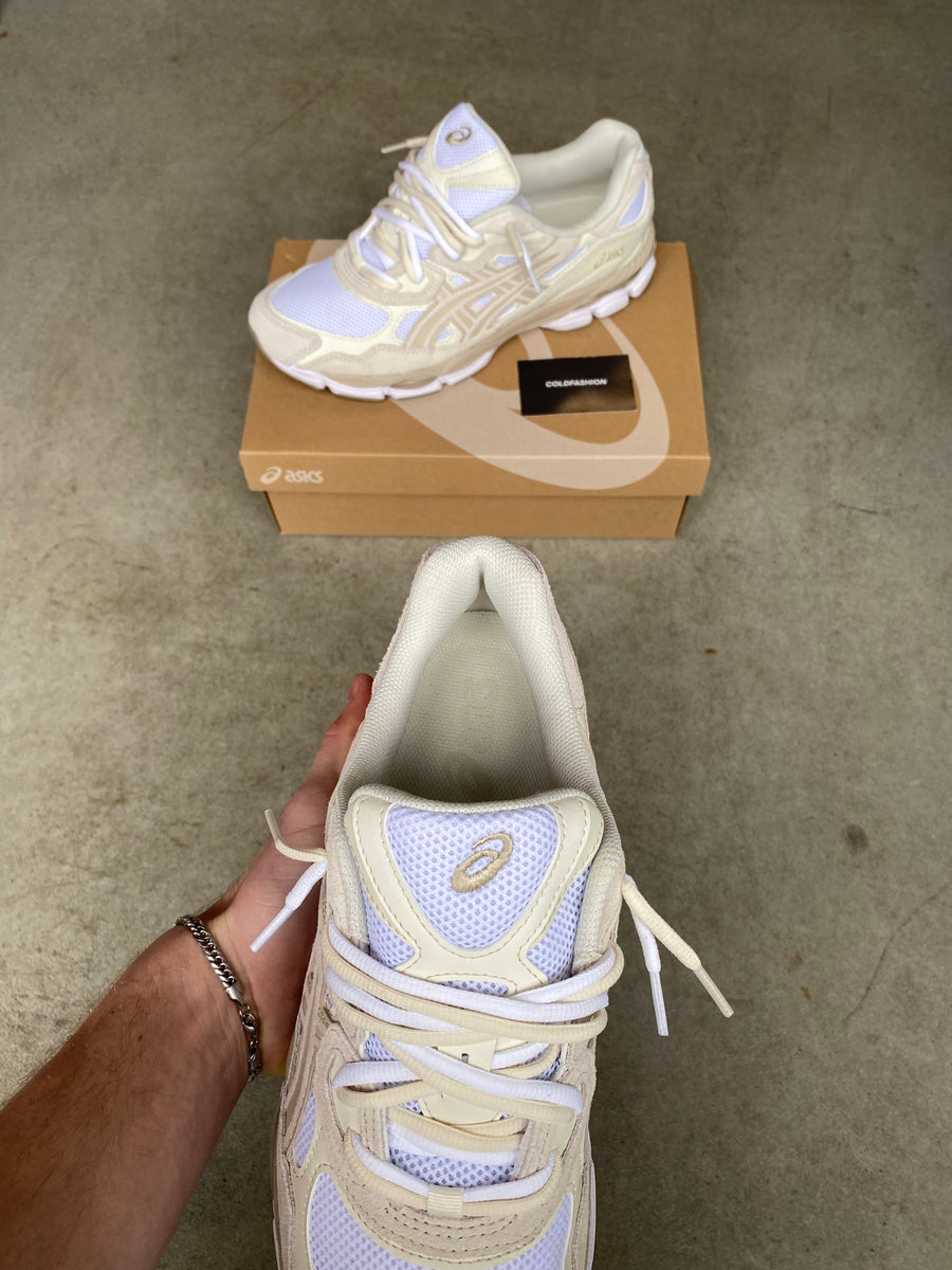 ASICS “Feather Grey”