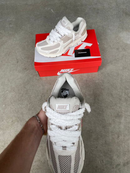 Nike vomero “Light Bones”