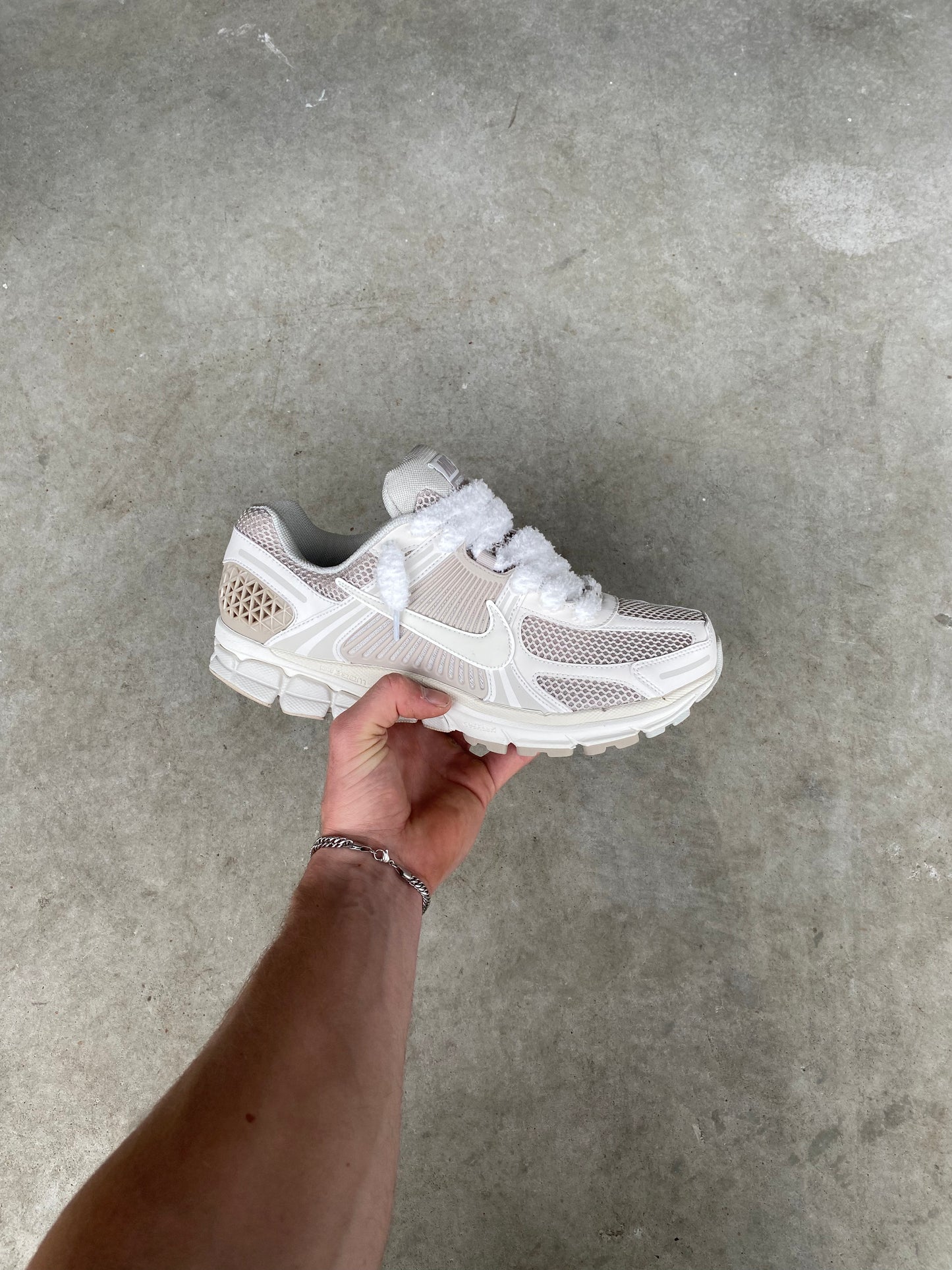 Nike vomero “Light Bones”
