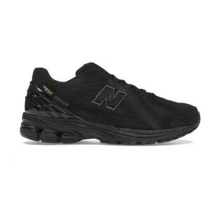 New balance “Cordura black"